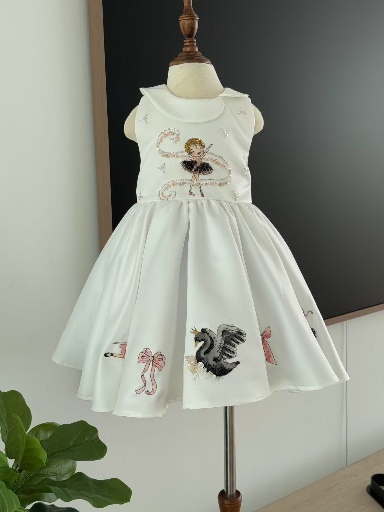 Chaikohouse Elegant Ballerina White Dress| Pre-order