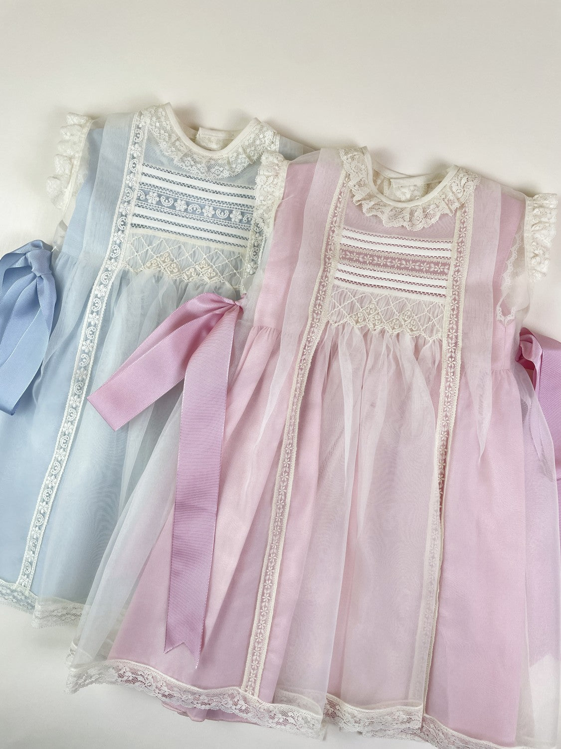 Spain Handmade smocked 2-piece Pink baby dress