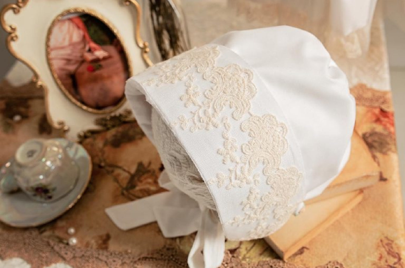 Elegant Daria Bonnet Hat with Vintage Lace Embroidery